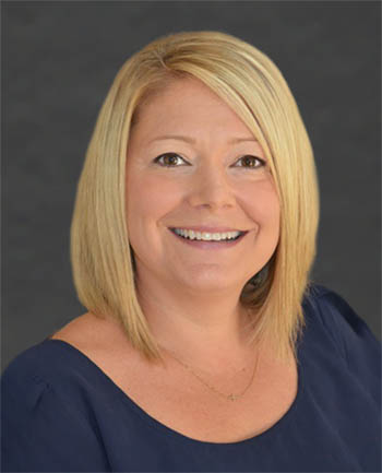 Headshot of Caroline Warfield