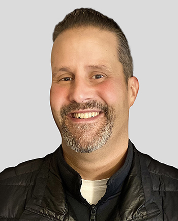 Headshot of Eric Jennings