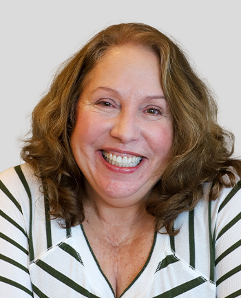 Headshot of Megan Reeves