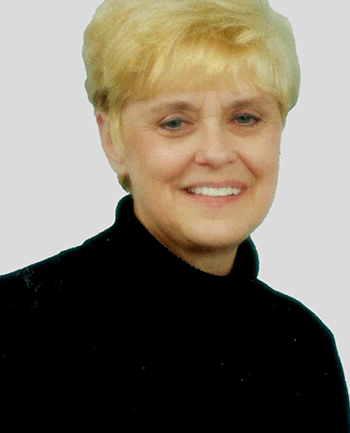 Headshot of Julia Bueche