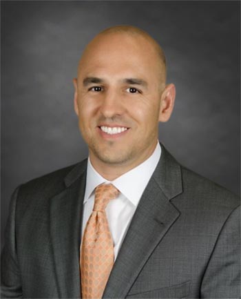 Headshot of Hector Ramirez