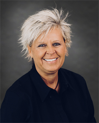 Headshot of Missy Holst