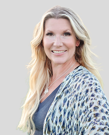 Headshot of Kristi Thompson