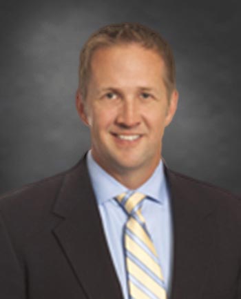 Headshot of Chris Qualen