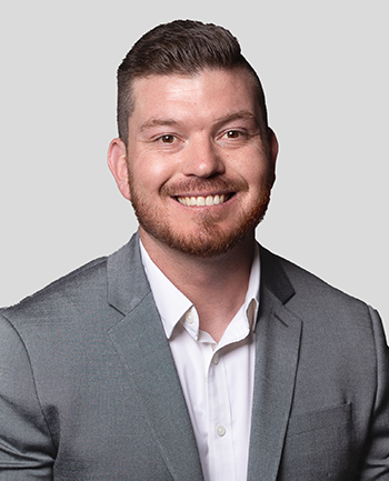 Headshot of Chris Leon