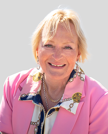 Headshot of Liz Ryan