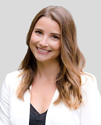 Headshot of Sarah Gibson