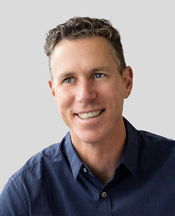 Headshot of Brian Manning