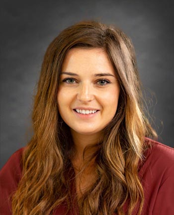 Headshot of Bella Nelson