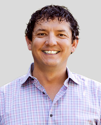 Headshot of Toby Gilchrist