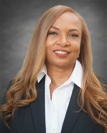 Headshot of Valerie Warren