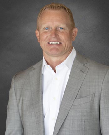 Headshot of Steve Lewis