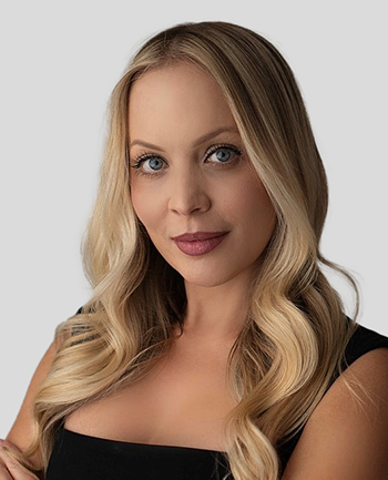 Headshot of Gianna Miller